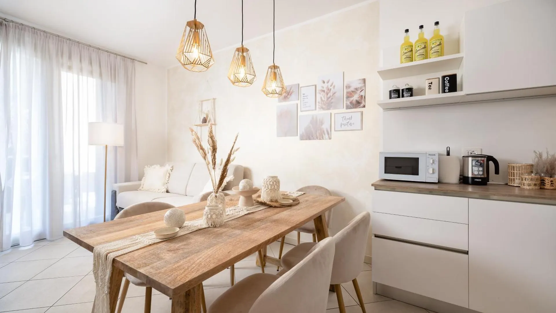 Lorry Living Luxury, Bohemian Apartment Cavaion Veronese İtalya